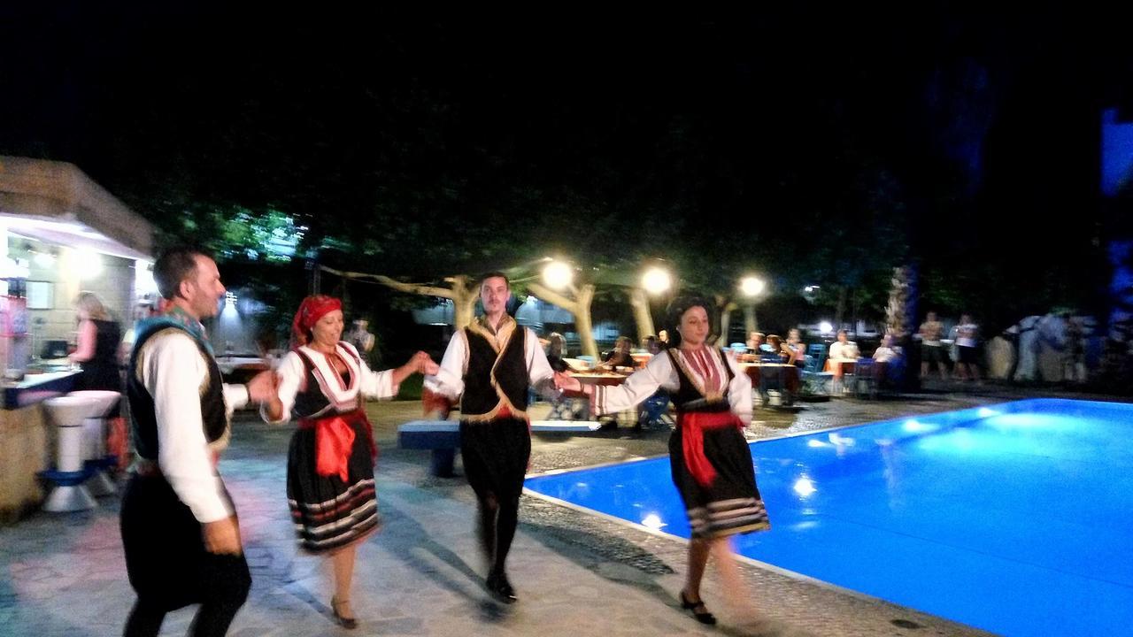 Oasis Hotel Bungalows Rhodes Afantou Dış mekan fotoğraf